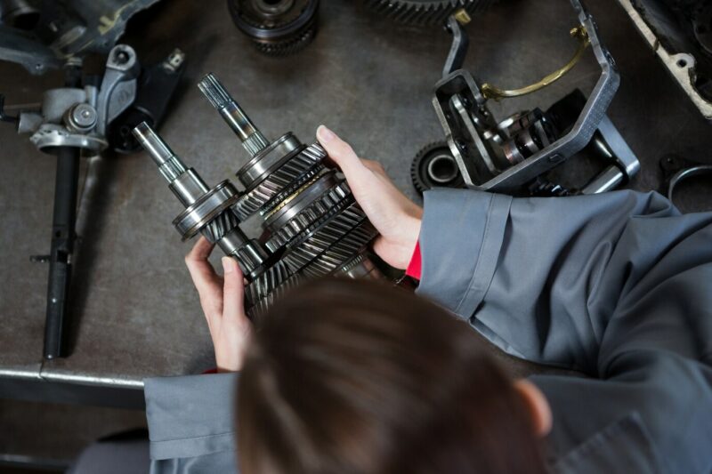 are rotor engines louder than piston engines