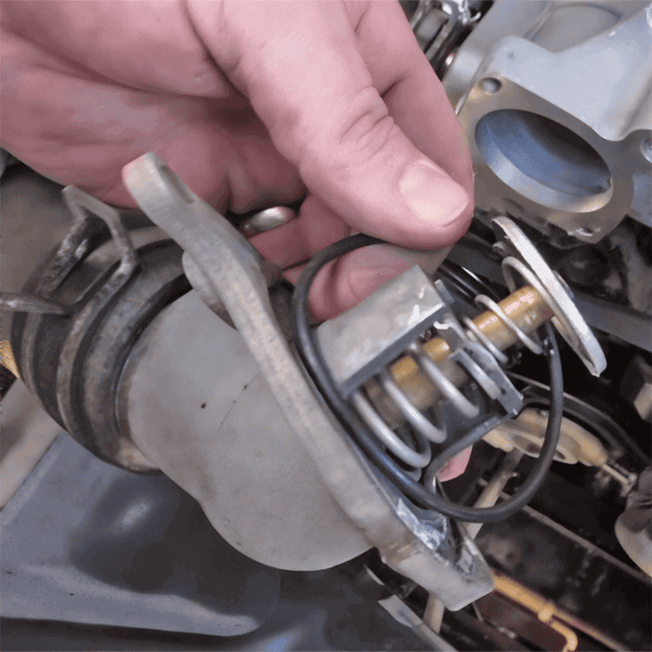 Test The Thermostat and Water Pump Test The Thermostat and Water Pump