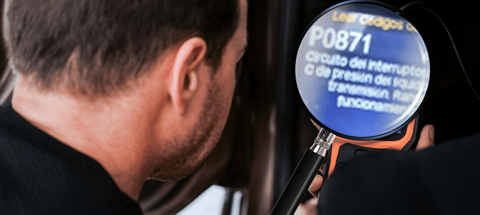 A-person-is-viewing the-enlarged-display-of-the test-results-which-shows P0871-Error