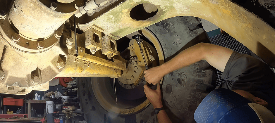 How to Bleed Brakes with a Vacuum Pump