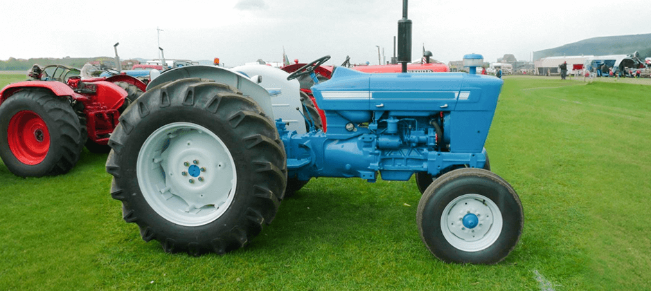 Ford 4000 tractor showcase