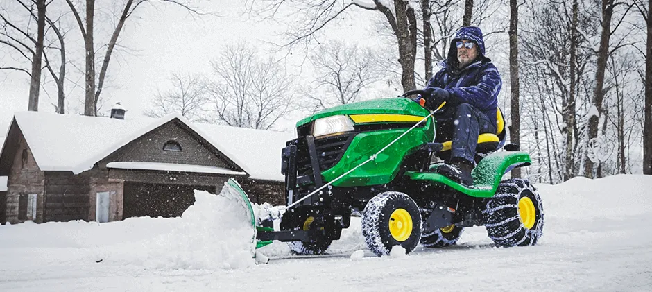So Installieren Sie ein Schneeschild am John Deere X300
