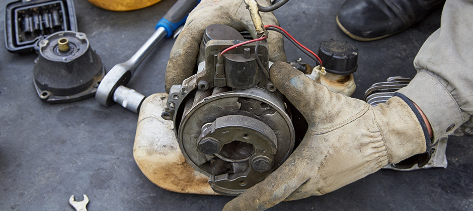 How to clean carburetor on a lawn mower