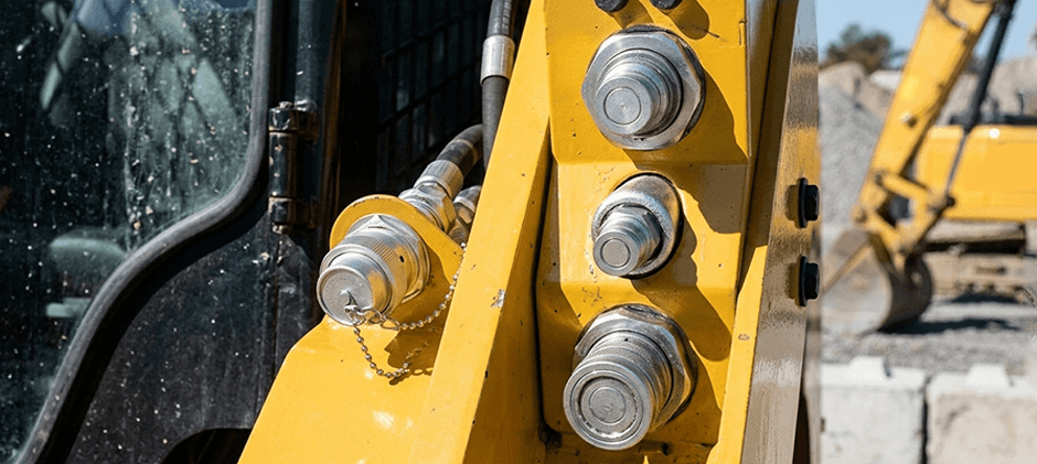 Skid steer hydraulic quick connect coupler
